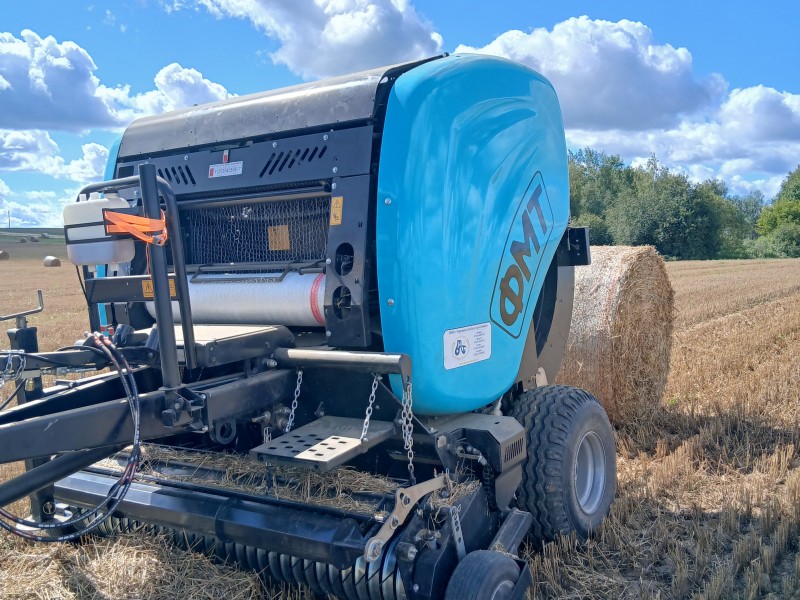 Рулонный пресс-подборщик PASCAL 15