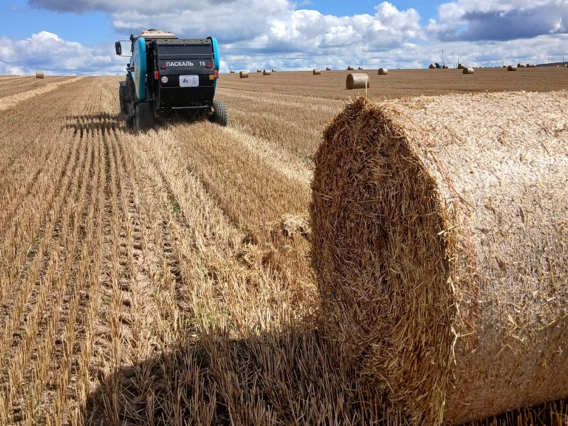 Рулонный пресс-подборщик PASCAL 15