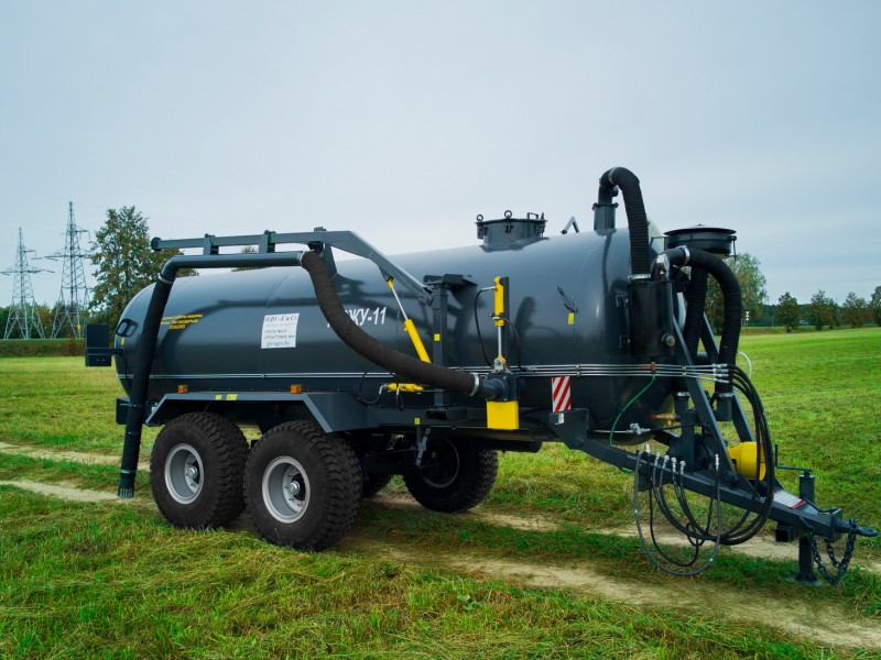 Машина для внесения жидких органических удобрений МВЖУ-11