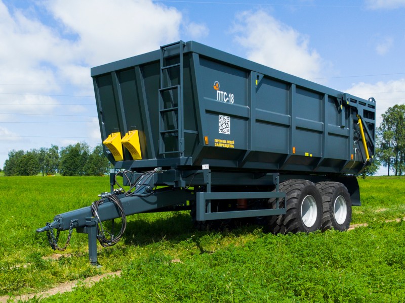 Полуприцеп тракторный самосвальный ПТС-18